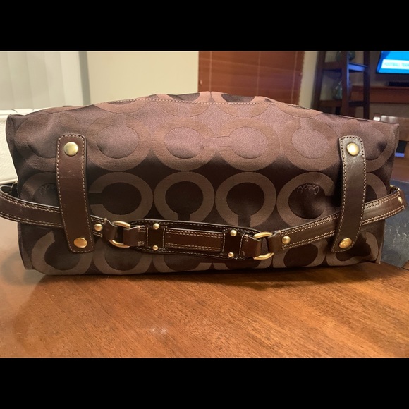 Coach monogram handbag - Picture 3 of 8